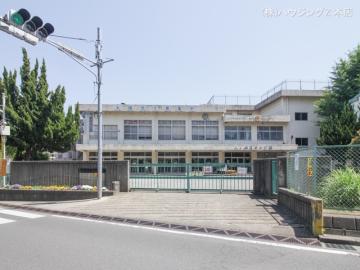 松戸市立八ケ崎第二小学校　距離１１００ｍ／徒歩14分・約1,100m(2023年5月)