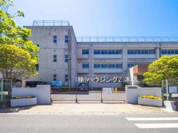 柏市立花野井小学校／徒歩11分・約850m(2024年11月)