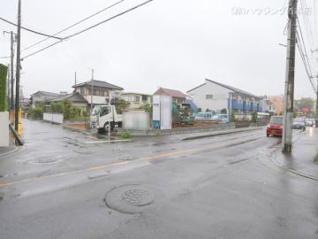 前面道路含む現地写真(2024年10月)