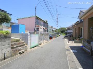 前面道路含む現地写真(2024年7月)