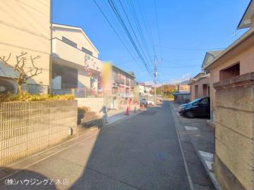 前面道路含む現地写真(2024年12月)