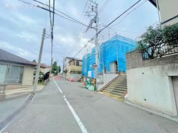 前面道路含む現地写真(2024年10月)