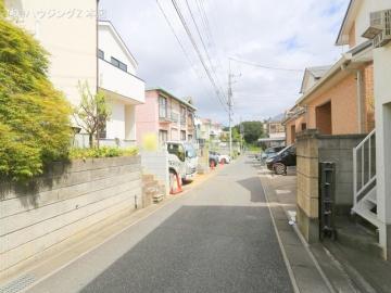 前面道路含む現地写真(2024年9月)