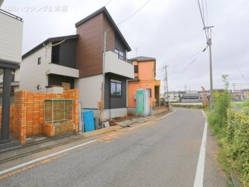 前面道路含む現地写真(2024年9月)